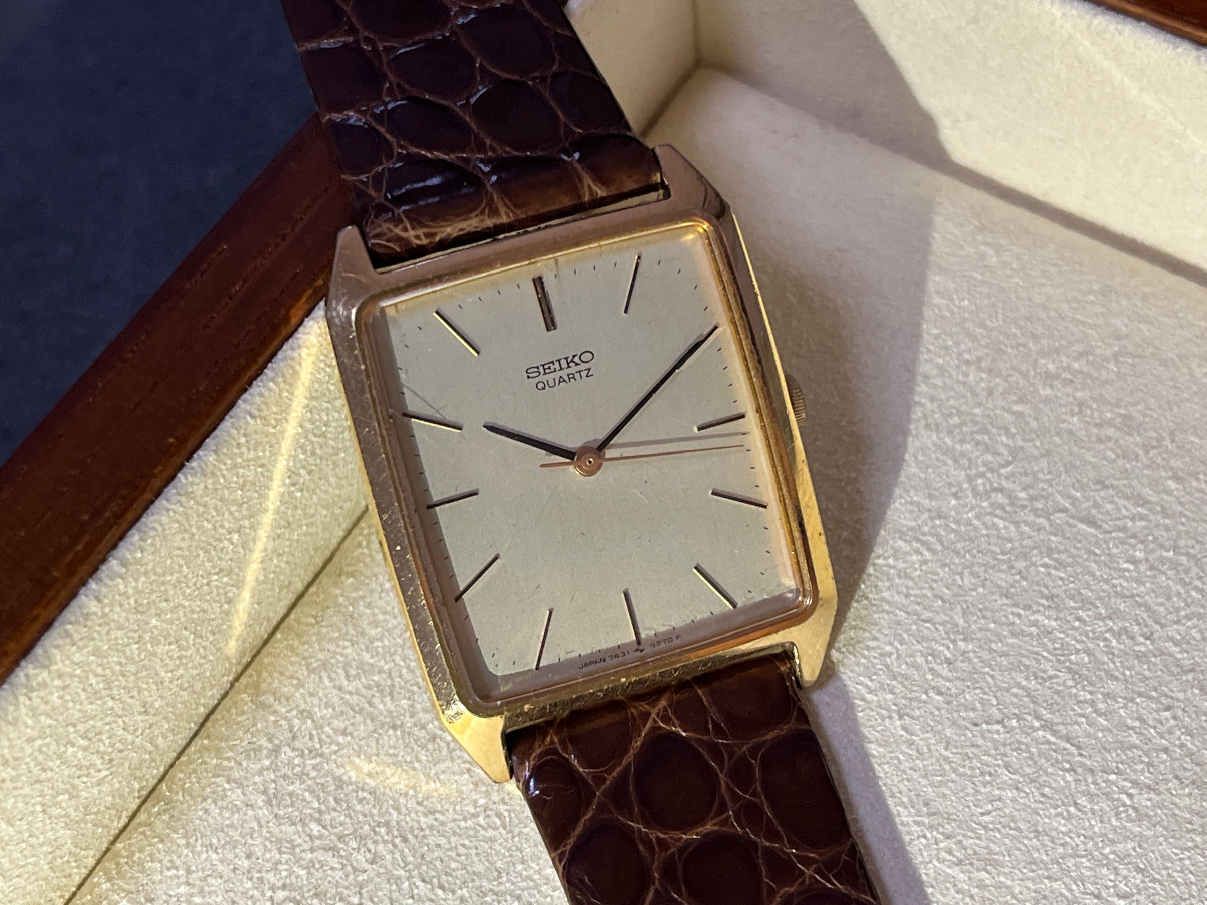 80s SEIKO TANK | DECO